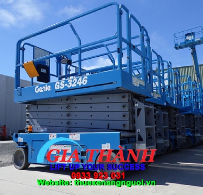 cho-thue-xe-nang-nguoi-tu-hanh-12m